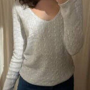 Brandy Melville light gray sweater  size small made 4% angora